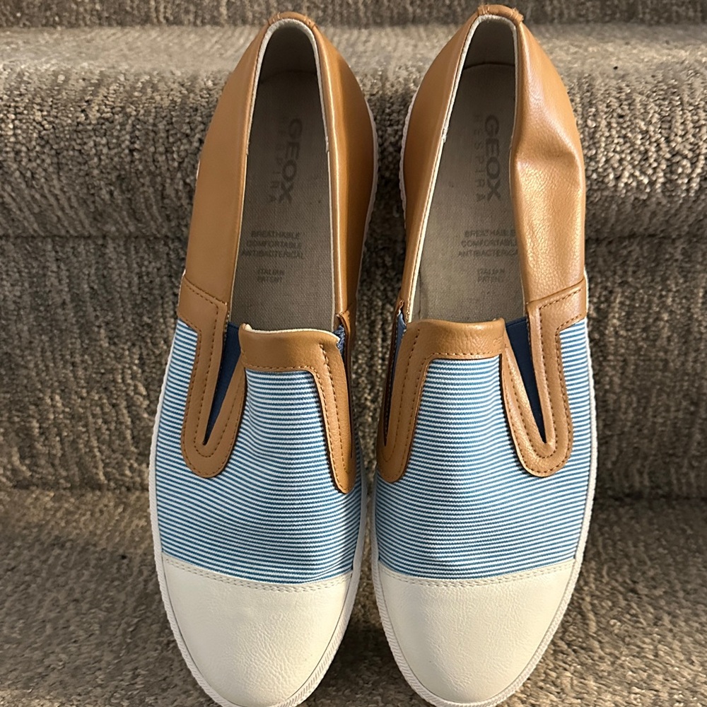 Geox Two-Tone Slip-On Sneakers in Tan, Light Blue & White